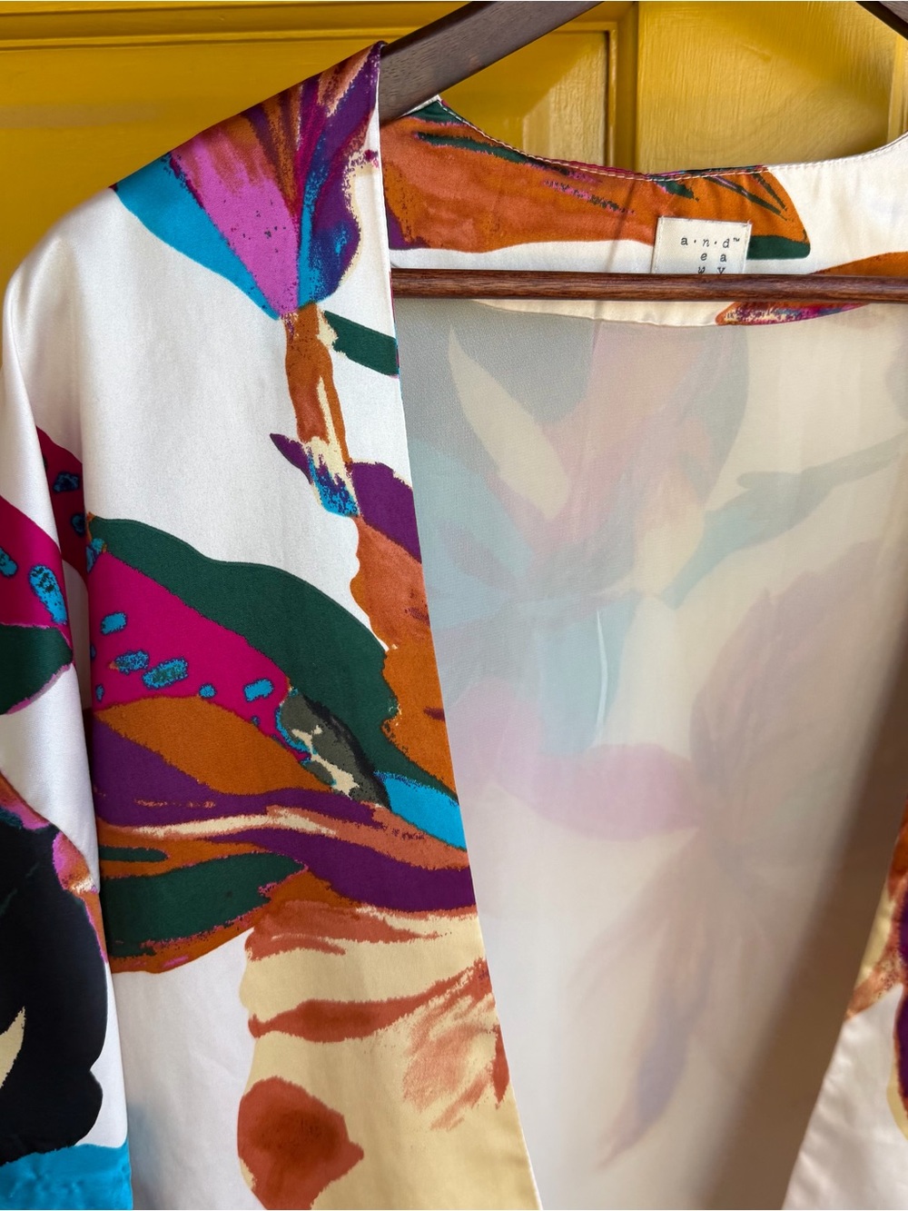 White Floral Satiny Kimono Jacket with Bright Multicolor Print - Picture 6 of 14